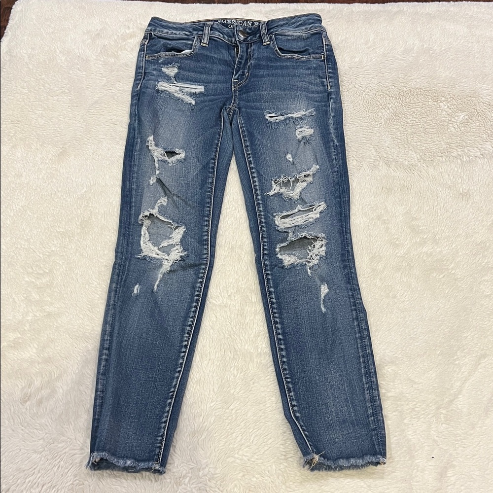 American Eagle distressed jegging crop size 2